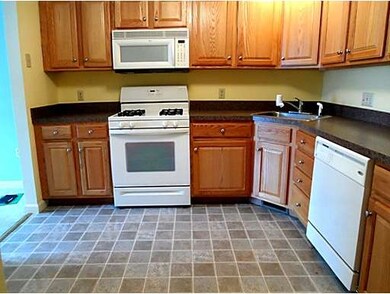 214 Bridle Cross Rd, Fitchburg, MA 01420 - photo 7