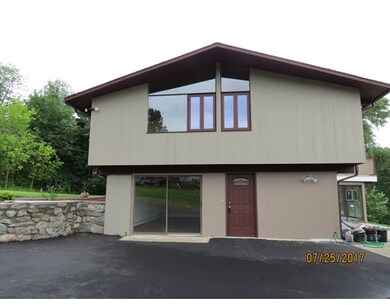 131 Avis Ave, Dracut, MA 01826 - photo 3