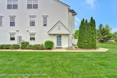 17 Dover Ct unit 175, Tinton Falls, NJ 07712 - photo 3