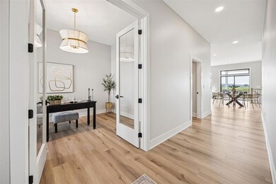 8236 Mahon Ct, Grimes, IA 50111 - photo 7