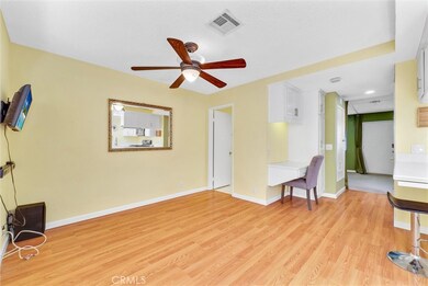 9903 Cedar St unit 9, Bellflower, CA 90706 - photo 5