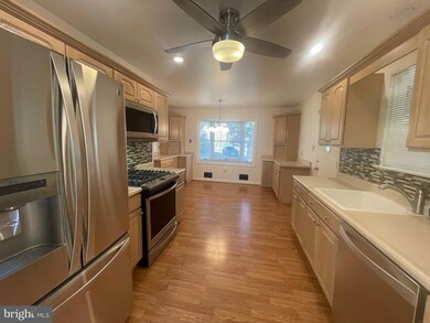 3905 Flagstone Terrace, Alexandria, VA 22306 - photo 3