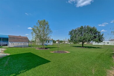 10111 Harry Dr, Needville, TX 77461 - photo 6