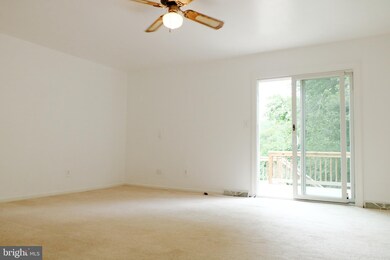 5077 W Woodmill Dr, Wilmington, DE 19808 - photo 7