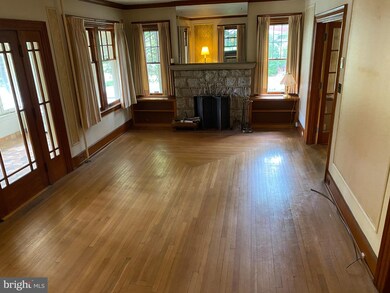 2051 W Highland St, Allentown, PA 18104 - photo 7