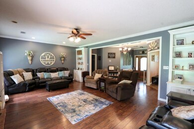 05 living room