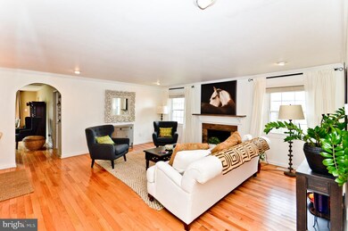 15905 Pinecroft Ln, Bowie, MD 20716 - photo 6