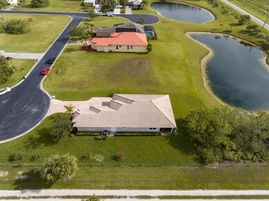 3600 Grove Ct, Fort Pierce, FL 34951 - photo 3