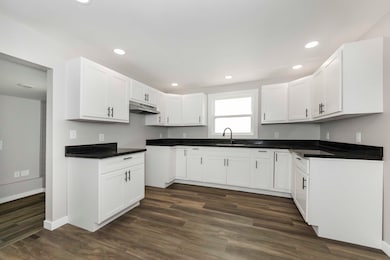 2711 E 800 N, Wenona, IL 61377 - photo 3