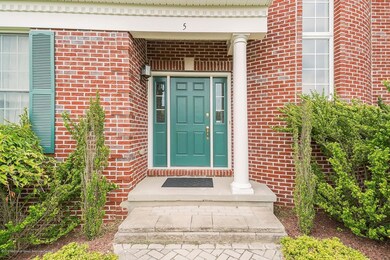 Welcome to 5 Hopkinson Court