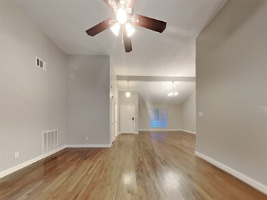 39 N Morningwood Ct, Spring, TX 77380 - photo 2