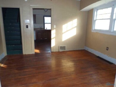 1720 Marlow Rd, Toledo, OH 43613 - photo 4