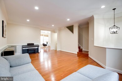 43182 Newbridge Square, Broadlands, VA 20148 - photo 5