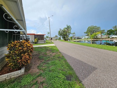 10301 1st Way N unit 149, St. Petersburg, FL 33716 - photo 4