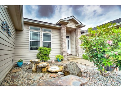 182 Cypress Ct, Winchester, OR 97495 - photo 3