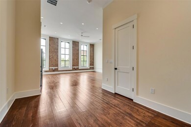 325 W Main St unit 201, Denison, TX 75020 - photo 6