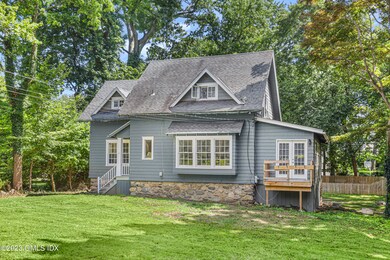 33 Breezemont Ave, Riverside, CT 06878 - photo 3