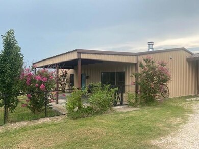 478 Hornik Rd, Ennis, TX 75119 - photo 2