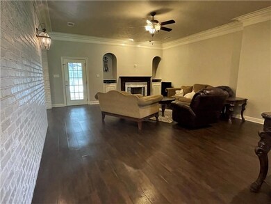 110 Lakeland Dr, Pineville, LA 71360 - photo 5