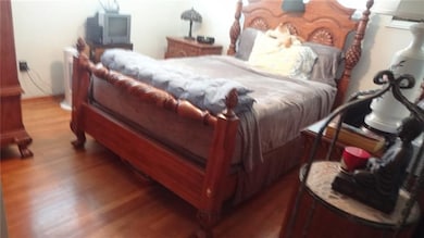 Nice Hardwood floors. Both Bedrooms have a Ceiling