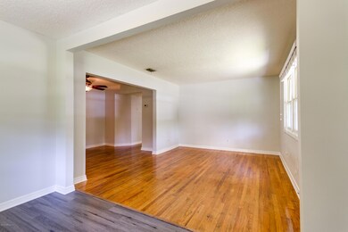 5339 Eulace Rd, Jacksonville, FL 32210 - photo 5