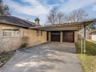 2004 Meadow Ln, Richmond, TX 77469 - photo 3