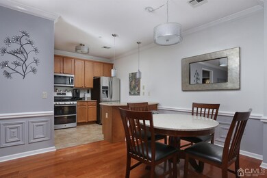 402 Regency Place unit 402, Woodbridge, NJ 07095 - photo 5