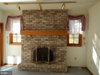 1803 County Line Rd, Barto, PA 19504 - photo 4