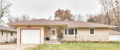 3838 Valdez Dr, Des Moines, IA 50310 - photo 2