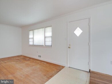 9408 Hughes Ct, Adelphi, MD 20783 - photo 2