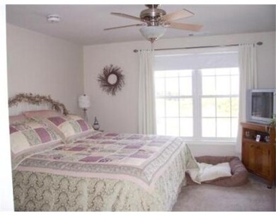 2 Crestview Cir unit 82, Londonderry, NH 03053 - photo 6