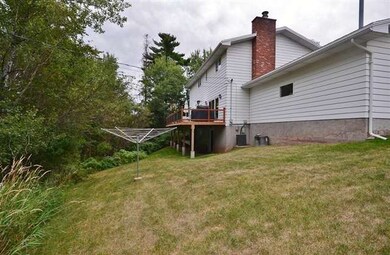 726 Ridgewood Rd, Duluth, MN 55804 - photo 2