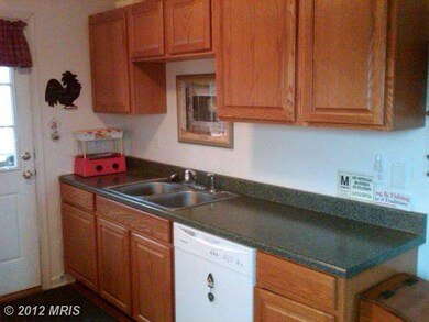 412 Lakeview Cir, Louisa, VA 23093 - photo 4