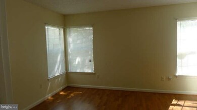 14110 Bowsprit Ln unit 904, Laurel, MD 20707 - photo 3