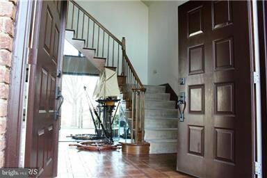 429 Lindman Dr, Chambersburg, PA 17202 - photo 5