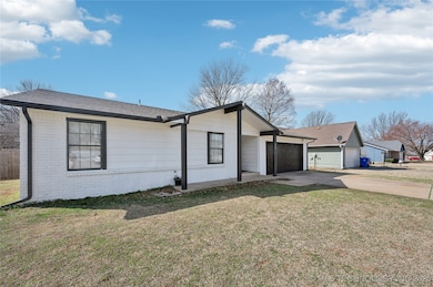 419 W Quanah Place, Broken Arrow, OK 74011 - photo 3