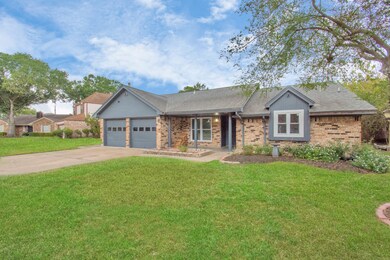 8051 Zimmermann Dr, Houston, TX 77088 - photo 2