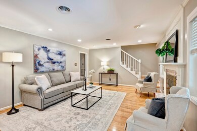 13831 Queensbury Ln, Houston, TX 77079 - photo 7