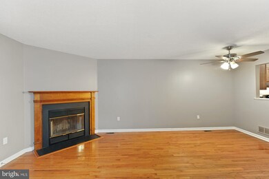 114 Gateway Dr unit 9, Newark, DE 19711 - photo 4