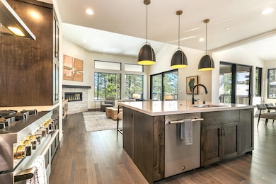 10316 Shady Ln, Truckee, CA 96161 - photo 2