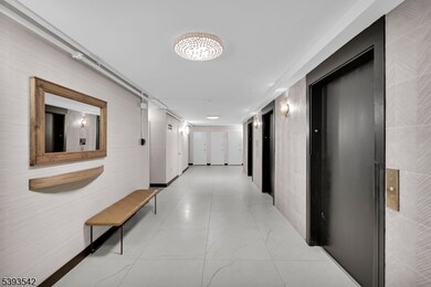 300 Winston Dr unit 1601, Cliffside Park, NJ 07010 - photo 4