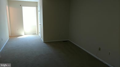 2813 Schubert Dr, Silver Spring, MD 20904 - photo 7