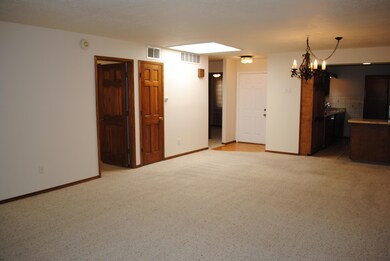 5827 Knollwood Dr NE, Albuquerque, NM 87109 - photo 6