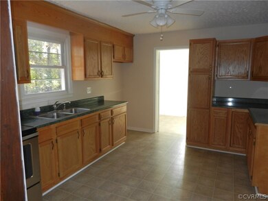 2615 Perry St, Hopewell, VA 23860 - photo 7