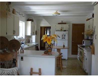 107 Huddle Rd, New Harbor, ME 04554 - photo 3