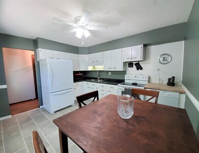 8324 Roseborough Rd, Louisville, KY 40228 - photo 4