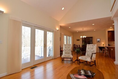 5 Vine Brook Way, Woburn, MA 01801 - photo 4