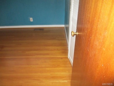 1351 Abington Place, North Tonawanda, NY 14120 - photo 4