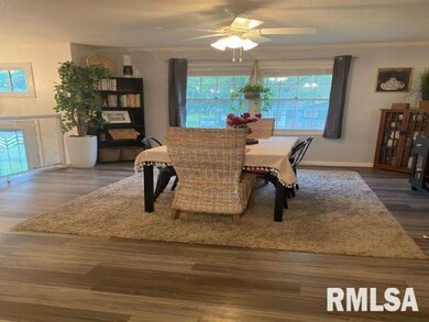 1409 Calvin St, Davenport, IA 52804 - photo 7