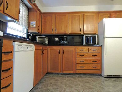 51 Park View Ave, Warwick, RI 02888 - photo 5